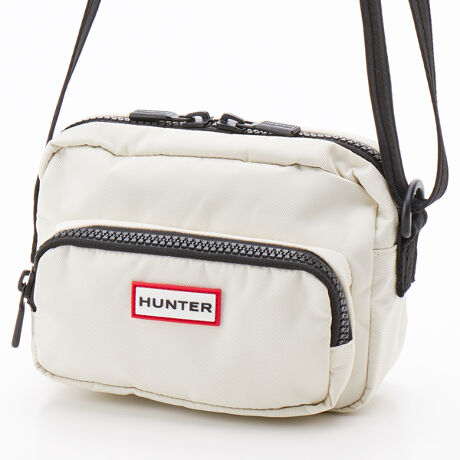 [^:UBX3930KBM]iC NX{fB́Ao̕KîɍœKȃTCỸACełB{̂͑ϐ̃TCNiCAnɂ̓TCN|GXẽCjOgpĂ܂BXgbv́A߂\ŁANbvɂ̓n^[̃VOl`[G{XHŎ{Ă܂Btgɂ͏[ɕ֗ȃ~j|Pbg܂B25tĐV