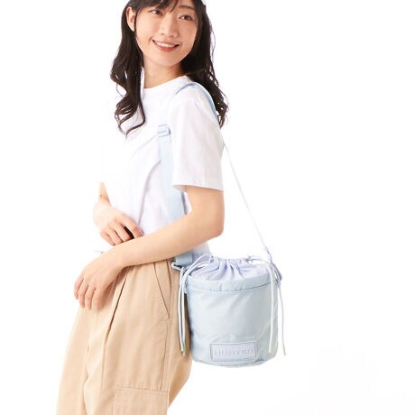 [^:UBX3602NRS5S]tH킢oPbgobO25SSV[YJ[fUCƎp˔gxbvXgbvoPbǵATravelBagV[Yʂ̝EϋvɗDꂽTCNbvXgbviCBh[R[hŊȒPɊJłAƂ킢炵bNXŎ育ȃTCỸobOBVvȂ琳ʂHUNTERSANZgɂȂfUCłB25tĐV