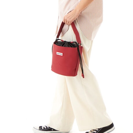 [^:UBX3604CPE]Jɂo[^b`fރV[YBKi^Ԃ̂ɂ҂ȃTCỸoPc^obOłBV_[ɂNX{fBɂgO\ȃXgbvBXgbv͂ănhobOƂĂ܂BC|[`̃Rp[gg͋В^ŊJB25tĐV