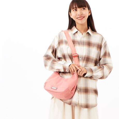 [^:UBS3600KBM5A]HUNTER/iC̃z[{[obOɃV[YJ[o~jTCY̓NX{fBƂĂ̎gp߁IV_[łNX{fBłĂz[{[obÕ~jTCY@25H~V[YJ[^̃fC[[XɍœKȃz[{[VGbg̃~jTCYobÔ郊TCNiCAnɂ̓TCN|GXegpĂ܂BXgbv͒߂\ŃV_[obOƂĂNX{fBƂĂgpł܂Bn^[̃VOl`[łG{XH̃gbvNbvtĂ܂BfUC̃~fBTCY܂@(UBS3601KBM5Aj