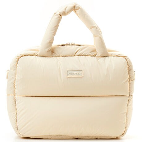 [^:UBT5512KBM]{[~[ȃpt@[ڂAA4TCY[͂͂̃{XgobOBϐTCNiCgpĂAXm[u[cƍ킹X^COy݂܂BCRp[ggɂ́A[ɕ֗ȃWbvt~j|PbgtĂĕt̃V_[Xgbvt΁AV_[obOƂĂg܂B