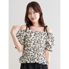 小花柄シャーリングオフショルトップス