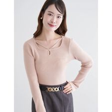 パール付きクロスリブニットトップス