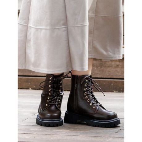 [^ԁF25570357253]H~̃X^COɌȂA݊Ղ̃[XAbvu[cBd̂\[ƒ悢̂郌U[fނŁAV[Y[h߂Ă܂B|CgE߂̃\[ň芴AX^CAbvʂETCht@Xi[tŒE₷fUCBEpcX^C͂AXJ[g⃏s[Xƍ킹ĊÐhR[fɂ߁B₷Ƒ݊˔ꑫ́ȀH~̃fC[R[f̋łBýz[S]14cm[M]14.5cm[L]15cm[LL]15.5cmyz[S]26cm[M]27cm[L]28cm[LL]29cmf(p)gF165cmMTCYp