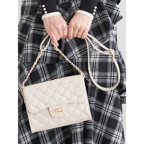 [^ԁF25570358946]tgɎ{ꂽX^bYт₩ȃANZgɂȂV_[obOBXgbv̓`F[Ő؂ւĂ邽߁Aiȃ[ho܂BӂƂLeBOn͓IBx̂oR[fɑ劈􂵂ĂACełB