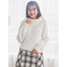 ルディックパーク(Ludic Park)のケーブルオフタートルプルオーバー