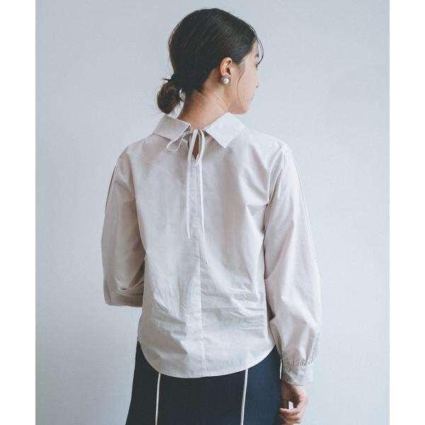 ★新品✩ REDYAZEL バックリボンシャツ REDYAZEL（レディアゼル）の「バックリボンシャツ（シャツ