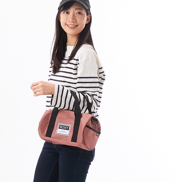 Roxy ロキシー JUST PEACHY クロスボディバッグ Roxy ロキシー JUST PEACHY クロスボディバッグ