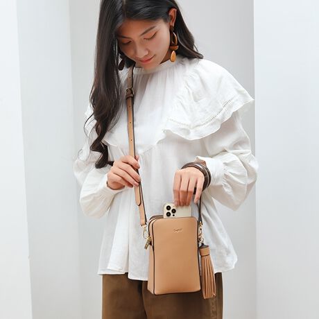 [^:UNG-52600B]yoCtH@AI|Pbgt@}`|VFbgzlC̃X[XrbO^bZV_[obÕXo[WBc~jV_[VoIŒKvȂ̂ŊOoȂÃX}z~jV_[!!炩ŕi̗ǂX[XU[ɎO\ȑ傫ȃ^bZANZgIVvłƂfUC͂ǂȃX^COɂ킹₷ėpQłBgh̏cTCYA悢}`ōzX}[gtH͂񏬕ނ[\BC̊JɉAʂƔwʂɂ|Pbg3̎d؂|PbgɂȂĂĎgQȂ̂ŃfC[gɍœKłUngridBRAND CONCEPT Live gun gridhugɎꂸ悤BSn̂悢͐SLɁAfUC͓ɎhB͂Ȃ̖ɍKƎM炷ł傤B炵@Ɓ@z̎BUngrid͂̏BuȂ肽ւȂv`ł΂ƊĂ܂BȂz`Sy߂܂悤ɁB