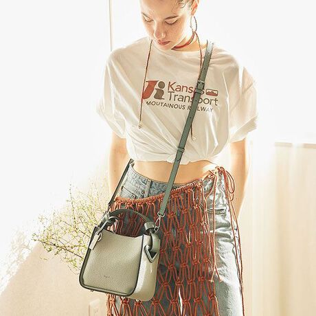 [^:UNG-54070B]ʂ̂ȂƂfUCłǂȃX^COɂ킹₷IfUCƋ@\˔Vvȍ~jnhobOłÔȂuVvfUCvfUC͍ŒŁAőȃVvɁBghXNGAtHŗ]vȂ̂ȂăXy[Xő[ɊpBX}[gȖʂ̂ȂVvAip|CgłBJ[ŃR[fBl[gɎ₷IRpNgȂ̂Ɏ[͂QłI߂Ȃ炽܂BԂ̃fUCŖOȂ̂ŃwreĉACełByfUCzONEOFFȂVvtH̑lJWAȏifUCBo|ɂ҂̒悢TCYɁAVvȃfUCLt@bVɃtBbgByfށE@\zE1dĂȂ̂Ōyʂȃ\tgfށB≘ꂪCɂȂɂVNPUłEV_[͎O\2WAYdlEetāAƃ}`莩܂E|CgɂȂ錮Ȃǂt֗ȃSL[O`[tyX^CzV[I΂i͂AȂ̂Ńp[eB[⑲ƎAwȂǂ̃hXp[eB[AtH[}V[ɂV[YXXI`yʃ\tgVNV[YWJiԁ`UNG-54090B@AI|PbgnhobOUNG-54100B@|[`t[Wg[gobOUNG-52980B@}CN~jV_[obO`Ungrid`Cɓo^EiCɓo^iCɓo^ĂƂōēגʒmAXg1_̒ʒmAZ[ʒm󂯎肢܂BCɓo^邾Ȃ̂ŁACɂȂi͐񂨋Cɓo^肢܂ EVbvCɓo^ĂƂŐViēׂȂǁAȏ󂯎肢܂B@@UngridBRAND CONCEPT Live gun gridhugɎꂸ悤BvSn̂悢͐SLɁAfUC͓ɎhB͂Ȃ̖ɍKƎM炷ł傤B炵@Ɓ@z̎BUngrid͂̏BuȂ肽ւȂv`ł΂ƊĂ܂BȂz`Sy߂܂悤ɁB