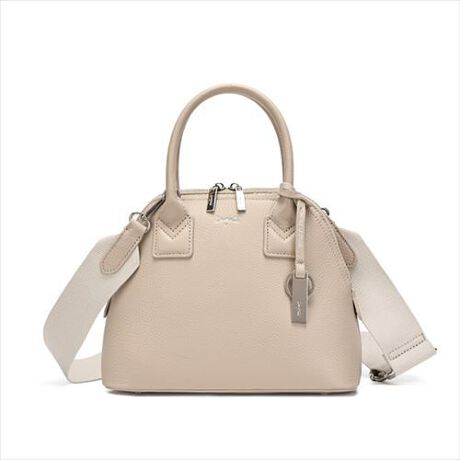 [^:UNG-54320B]vEh2WAY{XgobO`ꂽہAǂȃR[fɂȂ݂₷AIgiȃL`ƃJWABAG`Lׂ̍V{̂VNU[ґɎgpNVJȌ`BLoXfނ̃V_[xgŃJWAMIXfUCłBV_[xgOănhobOƂăIP[WɂėpnhobOTCYȂAzX}[gtHȂǂ̎vACe[łTCYŗ֐̍obOfjŃJWAɂs[XŃfBɂALX^COƑQłlJ[Ă̂Ŏ̃X^Cɂ킹āL[z_[⌮t郊ÔUngrid̃`[|Cgyގz㎿ŏ_炩ȋvgobO̓V{̎Ȃ݂悭A܂B_炩fނȂ^ꂵɂAlȏɂ҂ȃobOłBʂ̂ȂVvȃfUCǂȃX^CɂAd󂵂BpłpAϋvɗDꂽ{vobO͖̒ȂɌȂȂ܂BV[Y֌WȂgԃfUC͗sɗꂸɎ炵X^Cy߂邱ƊԈႢȂB̋v͒gĂw^邱ƂȂAgނقǂɖ킢[ȂAɓł܂BI[U[̈ꐶ̂̃obOA荠iōwł邱̋@ЍłȂB_炩i`ȃV{̂iȕ͋C̊v̕\oy݉B̐i͖{viłB̐ĝ̓iV~zNAǂ̋؂PK̍Ȃǁjɂ̍܂B{vi͈ߕƂ̖CŐFڂ肷邱Ƃ܂̂ŁAF̈ߕƂ̑gݍ킹͂ӂBipׂɁAiɓĂ܂舵̒ӗpKmF̏エ舵B`Ungrid`Cɓo^EiCɓo^iCɓo^ĂƂōēגʒmAXg1_̒ʒmAZ[ʒm󂯎肢܂BCɓo^邾Ȃ̂ŁACɂȂi͐񂨋Cɓo^肢܂UngridBRAND CONCEPT Live gun gridhugɎꂸ悤BvSn̂悢͐SLɁAfUC͓ɎhB͂Ȃ̖ɍKƎM炷ł傤B炵@Ɓ@z̎BUngrid͂̏BuȂ肽ւȂv`ł΂ƊĂ܂BȂz`Sy߂܂悤ɁB