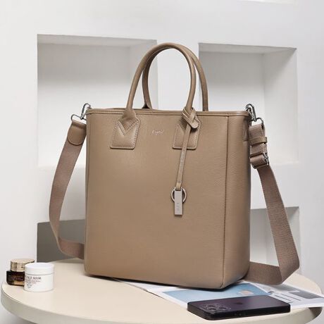 [^:UNG-54340B]`ꂽہAǂȃR[fɂȂ݂₷IgiȃL`ƃJWABAG`㎿ȃU[̂ȂꂽA4g[goꂵ₷}OlbgJăTbƉוo܂BMdi闼TCh̑傫ȃ|Pbgybg{g܂ݎPd؂|PbgƂĂ֗I₷ȂYɐډ\łBVvȃfUCƐꂽJ[WJlUngrid̃`[|CgŁAǂȃX^CɂʋΒʊw͂AvCx[g܂ł1̃obOŊł܂BlJ[Ă̂Ŏ̃X^Cɂ킹āL[z_[⌮t郊ÔUngrid̃`[|Cgy|CgzEʂ̖fUCE_炩ȕDꂽϋvivgpEeʂȎ[́EV_[RłV[ɍ킹X^C`FW\yގz㎿ŏ_炩ȋvgobO̓V{̎Ȃ݂悭A܂B_炩fނȂ^ꂵɂAlȏɂ҂ȃobOłBʂ̂ȂVvȃfUCǂȃX^CɂAd󂵂BpłpAϋvɗDꂽ{vobO͖̒ȂɌȂȂ܂BV[Y֌WȂgԃfUC͗sɗꂸɎ炵X^Cy߂邱ƊԈႢȂB̋v͒gĂw^邱ƂȂAgނقǂɖ킢[ȂAɓł܂BI[U[̈ꐶ̂̃obOA荠iōwł邱̋@ЍłȂB_炩i`ȃV{̂iȕ͋C̊v̕\oy݉B̐i͖{viłB̐ĝ̓iV~zNAǂ̋؂PK̍Ȃǁjɂ̍܂B{vi͈ߕƂ̖CŐFڂ肷邱Ƃ܂̂ŁAF̈ߕƂ̑gݍ킹͂ӂBipׂɁAiɓĂ܂舵̒ӗpKmF̏エ舵B`Ungrid`Cɓo^EiCɓo^iCɓo^ĂƂōēגʒmAXg1_̒ʒmAZ