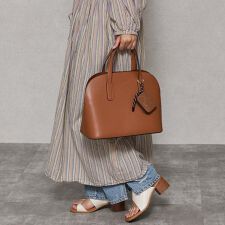 アングリッド(Ungrid)の【Ungrid/アングリッド】　ケースチャーム付　軽量ハンドバッグ