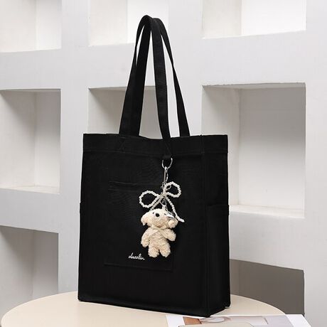 [^:DAZ-60180B]igɁAdgɁAɁBĂꂢ߂ɂBAĕȂ閜\g[gobONKVKVgȃEHbVhRbg@[Wg[gobÓAV[I΂g₷QI킢N}̃`[tȂ̂ŃJWAɂȂ肪ȃLoXfނCɏ炵obOɁɂ͂AwʂTChɃ|PbgAX}zL[P[Xo₷g蔲QLoXn͂̏v́Big͂AW┃AꔑsȂǂɂgAlAꏊI΂AǂȃX^Cɂ킹Aig܂ByTCYzA4TCYFZAzFZAybg{gi500mljFZAX}[gtHi14.7~7.2cmjFZA|[`FZAJ[hP[XFZAnJ`FZAbvFZACXCzFZAN[FZ`dazzlin`@BRAND CONCEPTuRipple of color.vSe܂AX`ʂȓACȂBSy݂BȋCAuŎv܂܂ɁBƂ́uDvƏo͂BAFƂǂ̐FałB