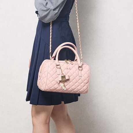 [^:DAZ-60280B]ӂLeBOɃp[t̃{`[t炵fUC{Xg^ɗƂނƂɂtF~jJWAMIXȃX^CO500ml̃ybg{g|[`AzȂǂՂ傫łBPOINTEdazzlinIWi{`[tŃghʂȂX}z⑼̃obOɕtւĂXXȉłIEJƉԕ̗nqUPEetŉڗɂ鍂̂Eۂ݂̂nh͎ɂȂ݂₷tF~jȈہE炵`F[̃V_[XgbvE̗ǂ炩ȃtFCNU[E̓IȃtHidlES̃t@Xi[JEɃI[v|Pbgƃt@Xi[|PbgLEV_[xg͎O\2WAYdlEnhobOX^C̑ɕt̃V_[xgtΌ|΂ߊ|ł̂ŗ󂯂܂EeLA}`莩܂`dazzlin`@BRAND CONCEPTuRipple of color.vSe܂AX`ʂȓACȂBSy݂BȋCAuŎv܂܂ɁBƂ́uDvƏo͂BAFƂǂ̐FałB