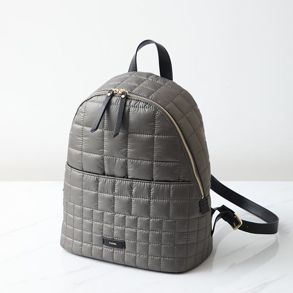 【新品未使用】 トリートユアセルフ キルティングバッグパック ブラック TORY BURCH トリーバーチ リュック アウトレット バックパック