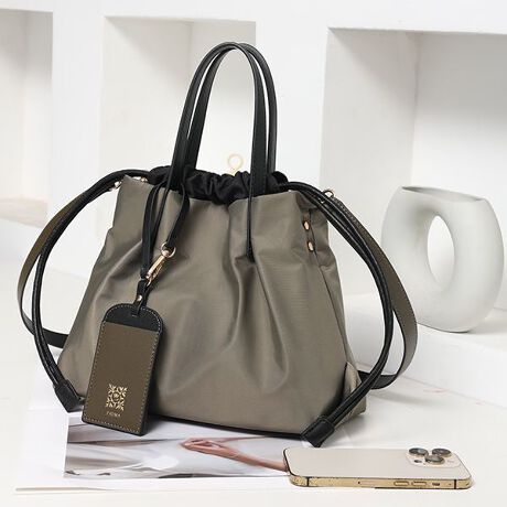 [^:PAD-30720B]lČ`Ƀ~jTCYoIВ^ƃg[g^AŃtHςIlȃiC~jV_[obOȂꂽzFIVIiȉƓKxɃnyʂ̍xiCɃU[킹Rrl[VŁAJWAꂢ߂̃eCXg˔Ă܂BRiƃXbLƂВ^ARgƃg[gobOX^CAו̗eʂɂĕωł֗Ȍ`łBV_[xgtŁA|E΂ߊ|ƃX^CςĊy߂܂BÔłJ[hP[Xd|CgIyĂȒPȃiC͏d󂵂܂I~j}ŒyʂȂ̂ŃfC[ŃwreԈႢȂIse[}p[N̂ɂIĂו̓邿傤ǂTCYłyfށẑ邵Ƃ肵ǎȃXvbgU[(v)Ƀ}CNt@Co[(ɍב@ۂ𗧑̓Iɑgݍ킹đgsDzwjH{AϋvƉJ̓łgDꂽƌyʊ܂B ꂪȒPB głϐFA@\ɂDĂ܂B`PADMA`Cɓo^EiCɓo^iCɓo^ĂƂōēגʒmAXg1_̒ʒmAZ[ʒm󂯎肢܂BCɓo^邾Ȃ̂ŁACɂȂi͐񂨋Cɓo^肢܂ y PADMA ph} zBRAND CONCEPTut@bVʂO[ĥobOAv[YiuɌgȂĒvƂRZvĝƒauhuPADMA-ph}-vBph}͐ẼX^CbVȃt@bVjX^ɌāAʂꂽ{ɉl̂ɒĂ܂B   