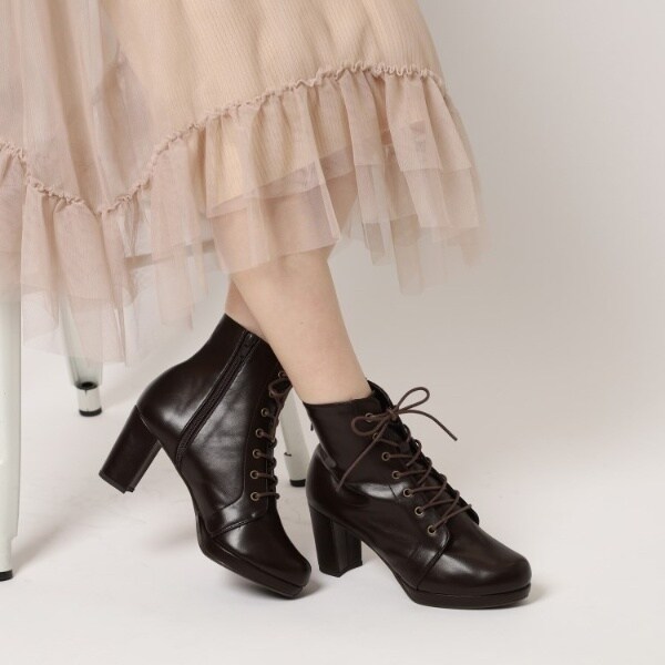 アーモンドトゥレースアップ厚底ショートブーツ | エスペランサ