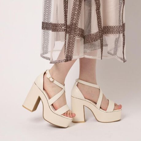 [^ԁFP0632060]y肽ЂƐpz₷Ɛ邪wNxT_̃NXXgbvo[WBőׂ^閂@̌u[TłBNXXgbvɂȂĂ̂őxĂāAs̑hŔ܂B́wNxV[Yz[hAk[fBȕ͋CɂȂACeIɃNXXgbvőYɌĂ̂ŁAlɂĂ܂􍷂F́AghJ[lߍ񂾃`FbN̗pĂAlK[[ڎwɃIXX̃fUCły肨yׂ݂ Cɓo^IXX܂zyuhXg[[z ESPERANZA(GXyT) ͔`_˂50NÅ؂ɖaȂAJȌC̓`葱Ă܂BsIȃZXƏnElɂ@ׂȋZaꑫꑫɂ́AXLbvȂ悤Ȍy₩h܂B݂𐶂鏗̑ɉ₩ȌfoA𒣂ĕ݂i߂閈ɁBIꂽfނƗSnւ̂́uƈ邠Ȃvւ̈㉟܂Bylzfނ̓Aq[EAbp[ɑVĂꍇ܂Bn̓܂̂ŗ\߂Bߒɂ܂ĐڒނgpĂ܂Bׁ̈Aڒ܂tĂꍇ܂BAn̏ꍇ݂͐Ăꍇ܂Bi摜̓TvïׁAdlJ[ɕύXꍇ܂B\߂B̓ŐFČꍇ܂B̏íwNO BOXdlxiłBƖ̊֌WɂAۂFČꍇ܂B܂Ap\REX}[gtHȂǂ̊ɂA኱iƉ摜̃J[قȂꍇ܂ByTCYIт̖ڈz{Iɒʏ킨Iт̃TCYŗǂłBڈSF22.0`22.5cm^MF23.0`23.5cm^LF24.0`24.