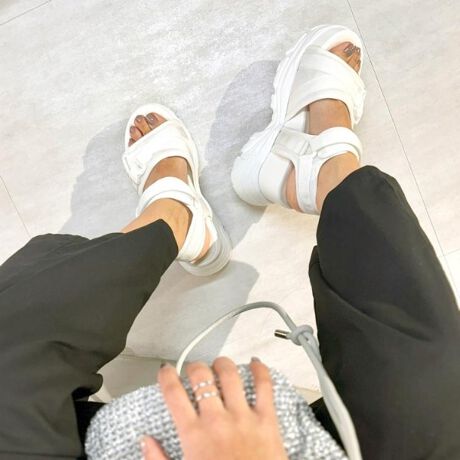 [^ԁFP0632093]yőׂ^X|TzȂ̗~I琶܂ꂽ{[_̌X|TBql̃NGXgɉāAO̍L肪Ȃfނgp܂Iʃt@Xi[ŃX|[eBɎdグX|T́AVvŗlXȃR[fŎg₷ȂĂ܂yuhXg[[zESPERANZA(GXyT) ͔`_˂50NÅ؂ɖaȂAJȌC̓`葱Ă܂BsIȃZXƏnElɂ@ׂȋZaꑫꑫɂ́AXLbvȂ悤Ȍy₩h܂B݂𐶂鏗̑ɉ₩ȌfoA𒣂ĕ݂i߂閈ɁBIꂽfނƗSnւ̂́uƈ邠Ȃvւ̈㉟܂Bylzfނ̓Aq[EAbp[ɑVĂꍇ܂Bn̓܂̂ŗ\߂Bߒɂ܂ĐڒނgpĂ܂Bׁ̈Aڒ܂tĂꍇ܂BAn̏ꍇ݂͐Ăꍇ܂Bi摜̓TvïׁAdlJ[ɕύXꍇ܂B\߂B̓ŐFČꍇ܂B̏íwNO BOXdlxiłBƖ̊֌WɂAۂFČꍇ܂B܂Ap\REX}[gtHȂǂ̊ɂA኱iƉ摜̃J[قȂꍇ܂ByTCYIт̖ڈz{Iɒʏ킨Iт̃TCYŗǂłBڈSF22.0`22.5cm^MF23.0`23.5cm^LF24.0`24.5cm^LLF24.5cm`25.0cm̌`ɂČl܂B܂łڈł̂łC܂B@stFLstFZsfށtFd_炩?X^btDFĩTCY23.5cm@SEMEL̎͊{LTCYd:L(24.0cm-24.5cm)Б515g