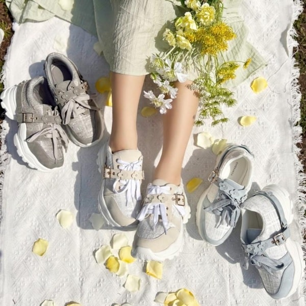 エス　28cm ツイード風フラワーベルト厚底スニーカー | エスペランサ(ESPERANZA