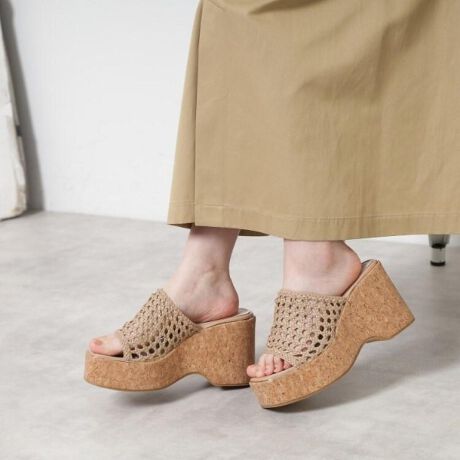 [^ԁFP0632200]i`ȃ}N҂݃fUCAlEFbWT_łBE₷̂ŁAig₷fUCRNq[~}N҂݂ĊObƈĂĂ܂BEǂȃR[fɂ\ȃubNE邭_炩ۂ̃zCgEiȈۂɂtF~jȈۂɂȂx[WE|WeBuȃGlM[錳CJ[̃IW4FWJłByuhXg[[zESPERANZA(GXyT) ͔`_˂50NÅ؂ɖaȂAJȌC̓`葱Ă܂BsIȃZXƏnElɂ@ׂȋZaꑫꑫɂ́AXLbvȂ悤Ȍy₩h܂B݂𐶂鏗̑ɉ₩ȌfoA𒣂ĕ݂i߂閈ɁBIꂽfނƗSnւ̂́uƈ邠Ȃvւ̈㉟܂Bylzi摜̓TvïׁAdlJ[ɕύXꍇ܂B\߂B̓ŐFČꍇ܂BƖ̊֌WɂAۂFČꍇ܂B܂Ap\REX}[gtHȂǂ̊ɂA኱iƉ摜̃J[قȂꍇ܂B?X^btDFĩTCY23.5cm@SEMEL̎͊{LTCYCY2E`3Est͍L߂łB|||||||||||||||||||||||TCYFL(24.0`24.5cm)͑LAb߂Ȃ̂LTCYI񂾂̂łsb^łB~̃NbVӂӂȂ̂Ńq[͍łԗĂɂƎv܂BRNq[ĂۂłI?X^btMFĩTCY24.5cm@SEMEL̎͊{LTCYCY2E`3Est͍L߂łBb߁|||||||||||||||||||||||TCYFL(24.0`24.5cm)<d:L(24.0cm-24.5cm)Б370g