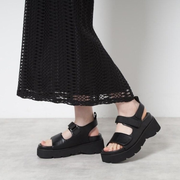 POSEY 厚底サンダル ウェッジソールサンダル | ミネトンカ(MINNETONKA