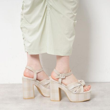 [^ԁFP0631200]yׂ^閂@̃T_zNɐGXyT́wNT_xV[YcCXg{o[Woꂵ܂ӂƂ傫ȃ{ڂlfUCBcCXg{̍bDݍ݁A芴̂闚Sn1Big炿Ƃo܂ŁALV[Ŋ􂵂܂BÂȂubNJ[̓fjɂs[XɂǂȃX^Cɂ킹₷Iliȃx[ẂAdȂ肷Ȃ̂ŁAꂢ߃R[f̑lqɂ߃J[IR[f̃ANZgɂȂĂ`FbN̓JWAɂtF~jɂAlXȃC[WoĂ܂B?X^btMFĩTCY24.5cm@SEMEL̎͊{LTCYCY2E`3Est͍L߂łBb߁|||||||||||||||||||||||TCYFL(24.0`24.5cm)NV[Y͈芴܂Bq[̂łz[ĥƃAbp[荂̂ŌڂقǌX΂ȂɂƎv܂BrʂByuhXg[[zESPERANZA(GXyT) ͔`_˂50NÅ؂ɖaȂAJȌC̓`葱Ă܂BsIȃZXƏnElɂ@ׂȋZaꑫꑫɂ́AXLbvȂ悤Ȍy₩h܂B݂𐶂鏗̑ɉ₩ȌfoA𒣂ĕ݂i߂閈ɁBIꂽfނƗSnւ̂́uƈ邠Ȃvւ̈㉟܂Bylzi摜̓TvïׁAdlJ[ɕύXꍇ܂B\߂B̓ŐFČꍇ܂BƖ̊֌WɂAۂFČꍇ܂B܂Ap\REX}[gtHȂǂ̊ɂA኱iƉ摜̃J[قȂꍇ܂Bd:L(24.0cm-24.5cm)Б380g