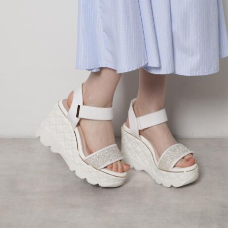 [^ԁFP0631088]yőׂ^X|Tzq[͖10ƍ߂łAEGbWȂ̂ŌX΂ɂ₩őւ̕SyĂ܂Bq[ɂՂƂLeBOgpAbp[̃Ob^[̓LL߂Ȃ̂ŏiȑltF~jȈۂɁIXJ[gɂpcɂ킹₷̂ŉẴ}XgACeɂȂ邱ƊԈႢȂłIyuhXg[[zESPERANZA(GXyT) ͔`_˂50NÅ؂ɖaȂAJȌC̓`葱Ă܂BsIȃZXƏnElɂ@ׂȋZaꑫꑫɂ́AXLbvȂ悤Ȍy₩h܂B݂𐶂鏗̑ɉ₩ȌfoA𒣂ĕ݂i߂閈ɁBIꂽfނƗSnւ̂́uƈ邠Ȃvւ̈㉟܂Bylzi摜̓TvïׁAdlJ[ɕύXꍇ܂B\߂B̓ŐFČꍇ܂BƖ̊֌WɂAۂFČꍇ܂B܂Ap\REX}[gtHȂǂ̊ɂA኱iƉ摜̃J[قȂꍇ܂Bd:L(24.0cm-24.5cm)510g