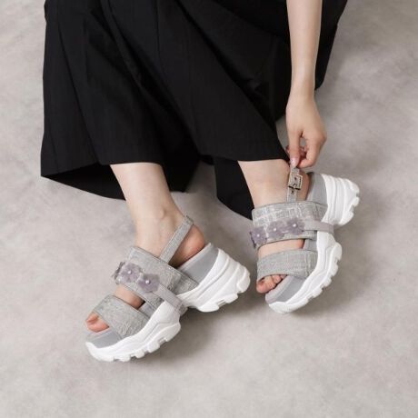 [^ԁFP0631104]X|T̓JWAȃC[WۂłA̓t[xg⃉fނgpĂA؂₩ɌĂAtF~j1łB9cm̌łꂵX^CAbvʁt[͏tĂ炵VA[t[̃fUCłBzCgAO[AsN3FJ[WJŁAǂIłK[[R[fɍ킹₷J[łBt[̃xgOđlK[[łǂIt[xgtĊÂ߃tF~jłǂIyuhXg[[zESPERANZA(GXyT) ͔`_˂50NÅ؂ɖaȂAJȌC̓`葱Ă܂BsIȃZXƏnElɂ@ׂȋZaꑫꑫɂ́AXLbvȂ悤Ȍy₩h܂B݂𐶂鏗̑ɉ₩ȌfoA𒣂ĕ݂i߂閈ɁBIꂽfނƗSnւ̂́uƈ邠Ȃvւ̈㉟܂Bylzi摜̓TvïׁAdlJ[ɕύXꍇ܂B\߂B̓ŐFČꍇ܂BƖ̊֌WɂAۂFČꍇ܂B܂Ap\REX}[gtHȂǂ̊ɂA኱iƉ摜̃J[قȂꍇ܂B?X^btDFĩTCY23.5cm@SEMEL̎͊{LTCYCY2E`3Est͍L߂łB|||||||||||||||||||||||TCYFL(24.0`24.5cm)͑傫b߂Ȃ̂LTCYIт܂Eǂx悩łBȂ̌ŃX^CAbvʂ܂BnɃĂ̂ŃLLĉtF~jȕɑQłI?X^btMFĩTCY24.5cm@SEMEL̎͊{LTCYCY2E`3Est͍L߂łBb߁|||||||d:L(24.0cm-24.5cm)405g