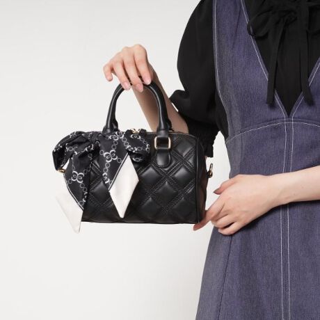 [^ԁFP0604030]iȃ_CLeBO{ꂽ2WAYobOBRƂ炵tH́AƂoɍœKȃTCYt̃XJ[t{ɂănhɌ񂾂AnhɊ肷邱ƂŁAlXȕ\y߂܂B莝p̃nhɉA\ȃV_[XgbvtĂ̂ŁA|΂ߊ|ΉB肪ĴŁAsVbsOɂ֗łBydlzE|PbgF~2y肨yׂ݂ Cɓo^IXX܂zCɓo^ƁAȏA݌ɏȂǂ󂯂鎖ł܂B킹ăuĥCɓo^ꏏɂ肢܂yuhXg[[zESPERANZAiGXyTj͔`_˂50NÅ؂ɖaȂAJȌC̓`葱Ă܂BsIȃZXƏnElɂ@ׂȋZaꑫꑫɂ́AXLbvȂ悤Ȍy₩h܂B݂𐶂鏗̑ɉ₩ȌfoA𒣂ĕ݂i߂閈ɁBIꂽfނƗSnւ̂́uƈ邠Ȃvւ̈㉟܂Bylzi摜̓TvïׁAdlJ[ɕύXꍇ܂B\߂B̓ŐFČꍇ܂BƖ̊֌WɂAۂFČꍇ܂B܂Ap\REX}[gtHȂǂ̊ɂA኱iƉ摜̃J[قȂꍇ܂Bd:430g(TvTCY)