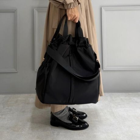 [^ԁFP0604020]bNɂg[gɂV_[ɂȂAʋ΂vCx[g܂ŗlXȃV[Ŋ􂷂3WAYobOB_炩ȃiCfނgpAւ̕SyBВ߂̊̂V[O|CgJ̓}Olbg{В^CvBA4t@CPC[łTCYŁAוSłBydlzE|PbgFO~4 ~2EA4TCY[y肨yׂ݂ Cɓo^IXX܂zCɓo^ƁAȏA݌ɏȂǂ󂯂鎖ł܂B킹ăuĥCɓo^ꏏɂ肢܂yuhXg[[zESPERANZAiGXyTj͔`_˂50NÅ؂ɖaȂAJȌC̓`葱Ă܂BsIȃZXƏnElɂ@ׂȋZaꑫꑫɂ́AXLbvȂ悤Ȍy₩h܂B݂𐶂鏗̑ɉ₩ȌfoA𒣂ĕ݂i߂閈ɁBIꂽfނƗSnւ̂́uƈ邠Ȃvւ̈㉟܂Bylzi摜̓TvïׁAdlJ[ɕύXꍇ܂B\߂B̓ŐFČꍇ܂BƖ̊֌WɂAۂFČꍇ܂B܂Ap\REX}[gtHȂǂ̊ɂA኱iƉ摜̃J[قȂꍇ܂Bd:585g(TvTCY)