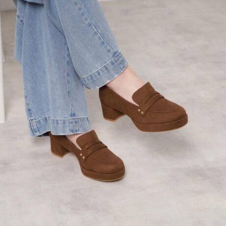 [^ԁFP0614180]Ԃ̃[t@[ɃS[h̋|CǵA}jbVȒɂ炵1łBq[͒悢ŃX^CAbvʁɂ̂ꂵubN̓cX[XfށAAC{[͏iȃX[XfށAJuÊ͉݂XG[hƁAJ[ɂĈقȂfފy߂܂ByuhXg[[zESPERANZAiGXyTj͔`_˂50NÅ؂ɖaȂAJȌC̓`葱Ă܂BsIȃZXƏnElɂ@ׂȋZaꑫꑫɂ́AXLbvȂ悤Ȍy₩h܂B݂𐶂鏗̑ɉ₩ȌfoA𒣂ĕ݂i߂閈ɁBIꂽfނƗSnւ̂́uƈ邠Ȃvւ̈㉟܂Bylzi摜̓TvïׁAdlJ[ɕύXꍇ܂B\߂B̓ŐFČꍇ܂BƖ̊֌WɂAۂFČꍇ܂B܂Ap\REX}[gtHȂǂ̊ɂA኱iƉ摜̃J[قȂꍇ܂B?X^btDFĩTCY23.5cm@SEMEL̎͊{LTCYCY2E`3Est͍L߂łB|||||||||||||||||||||||TCYFL(24.0`24.5cm)͍bL߂LTCY𕁒îłALTCY͍b炸߂łBb̓TCYIŗƂ߂܂IXG[hfނȂǏH炵fUCHR[fɃsb^łBd:Б310g(TvTCY)