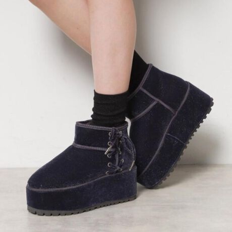 [^ԁFP0664500]ubN(319)ƃO[(312)̓LLIgƃX^CAbv𗼗IgĥfUCƑݍޏ_炩ȃ{AfނŁAG߂Kɂy߂܂B炵[XAbvANZgɂȂAJWAȂ炵ۂɁXJ[gɂpcX^Cɂ킹₷ALR[fŊ􂵂܂B8cm̌ŋrʂ҂ł̂ꂵ|CgI̓~̃}XgACełByuhXg[[zESPERANZAiGXyTj͔`_˂50NÅ؂ɖaȂAJȌC̓`葱Ă܂BsIȃZXƏnElɂ@ׂȋZaꑫꑫɂ́AXLbvȂ悤Ȍy₩h܂B݂𐶂鏗̑ɉ₩ȌfoA𒣂ĕ݂i߂閈ɁBIꂽfނƗSnւ̂́uƈ邠Ȃvւ̈㉟܂Bylzi摜̓TvïׁAdlJ[ɕύXꍇ܂B\߂B̓ŐFČꍇ܂BƖ̊֌WɂAۂFČꍇ܂B܂Ap\REX}[gtHȂǂ̊ɂA኱iƉ摜̃J[قȂꍇ܂B?X^btMFĩTCY24.5cm@SEMEL̎͊{LTCYCY2E`3Est͍L߂łBb߁|||||||||||||||||||||||TCYFL(24.0`24.5cm)C\[dlȂ̂őʂnttĂ̂łłBC`C̃AW߂łBTCY͂24.5cmł҂łBd:Б425g(TvTCY)