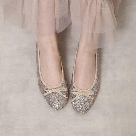 [^ԁFP0614500]肻łȂԂ̃oGV[YoIEhgD̂悤ȃXNGAgD̂悤ȁA▭Ȃܐ悪Ob^[oGV[YłBSnɂAJWADɂtF~jqɂn}1Ɏdグ܂BI[V[YʂĎg}XgȃACeIS̏ɂ߂iłB(712)J[͂łȂECJ[łyuhXg[[zESPERANZAiGXyTj͔`_˂50NÅ؂ɖaȂAJȌC̓`葱Ă܂BsIȃZXƏnElɂ@ׂȋZaꑫꑫɂ́AXLbvȂ悤Ȍy₩h܂B݂𐶂鏗̑ɉ₩ȌfoA𒣂ĕ݂i߂閈ɁBIꂽfނƗSnւ̂́uƈ邠Ȃvւ̈㉟܂Bylzi摜̓TvïׁAdlJ[ɕύXꍇ܂B\߂B̓ŐFČꍇ܂BƖ̊֌WɂAۂFČꍇ܂B܂Ap\REX}[gtHȂǂ̊ɂA኱iƉ摜̃J[قȂꍇ܂B?X^btMFĩTCY24.5cm@SEMEL̎͊{LTCYCY2E`3Est͍L߂łBb߁|||||||||||||||||||||||TCYFL(24.0`24.5cm)nht[ꂵoGV[YBA߂Ȃ̂Ńn[tTCYĂ܂B̃\bNX킹Ȃ炢̃TCYłƂ܂Bd:Б140g(TvTCY)