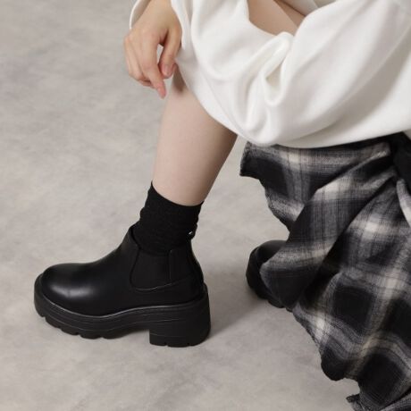 [^ԁFP0664150]8D5cm̃X^CAbvʂ_̌\[͂̃TChSAV[gu[cBpcX^C͂AXJ[g⃏s[Xɂ悭AǂȃX^Cɂ킹₷VvȃfUCłBTChSAȂ̂ŁAEN`􂱂ꂩ̋G߂ɑ劈􂷂邱ƊԈႢȂłIyuhXg[[zESPERANZAiGXyTj͔`_˂50NÅ؂ɖaȂAJȌC̓`葱Ă܂BsIȃZXƏnElɂ@ׂȋZaꑫꑫɂ́AXLbvȂ悤Ȍy₩h܂B݂𐶂鏗̑ɉ₩ȌfoA𒣂ĕ݂i߂閈ɁBIꂽfނƗSnւ̂́uƈ邠Ȃvւ̈㉟܂Bylzi摜̓TvïׁAdlJ[ɕύXꍇ܂B\߂B̓ŐFČꍇ܂BƖ̊֌WɂAۂFČꍇ܂B܂Ap\REX}[gtHȂǂ̊ɂA኱iƉ摜̃J[قȂꍇ܂B?X^btMFĩTCY24.5cm@SEMEL̎͊{LTCYCY2E`3Est͍L߂łBb߁|||||||||||||||||||||||TCYFL(24.0`24.5cm)24.5cmł傤ǂłBb̕z[h藚ĂĂ܂BtBbĝƃ\[肵Ă̂ŉJ̓ɗƎv܂B񕁒igłĒ܂Bd:Б460g(TvTCY)