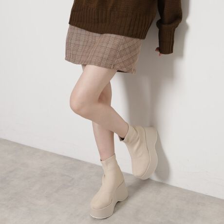 [^ԁFP0664450]Xgb`u[cGXyT炵fUCɎdグ܂BтꂷȂ\[AT߂ȃMUMU\[ꂪ|CgpcXJ[gȂǂǂ̂悤ȃ{gXɂ킹AJWAtF~jȂǂ̕LR[fɍ킹₷fUCɂȂĂ܂B8D5cm̃q[Ȃ̂ŁAĔrX^CUPwP06-61450ƓiłBxyuhXg[[zESPERANZAiGXyTj͔`_˂50NÅ؂ɖaȂAJȌC̓`葱Ă܂BsIȃZXƏnElɂ@ׂȋZaꑫꑫɂ́AXLbvȂ悤Ȍy₩h܂B݂𐶂鏗̑ɉ₩ȌfoA𒣂ĕ݂i߂閈ɁBIꂽfނƗSnւ̂́uƈ邠Ȃvւ̈㉟܂Bylzi摜̓TvïׁAdlJ[ɕύXꍇ܂B\߂B̓ŐFČꍇ܂BƖ̊֌WɂAۂFČꍇ܂B܂Ap\REX}[gtHȂǂ̊ɂA኱iƉ摜̃J[قȂꍇ܂B?X^btMFĩTCY24.5cm@SEMEL̎͊{LTCYCY2E`3Est͍L߂łBb߁|||||||||||||||||||||||TCYFL(24.0`24.5cm)ׂ͍߂Ȃ̂łk̂œȂ܂B̃TCYł傤ǂ悩łBC\[őʂɍœKłBVvȃfUCȂ̂ŃpcX^CA~jXJ[gȂǂȂł킹₷Ǝv܂Bd:Б495g(TvTCY)