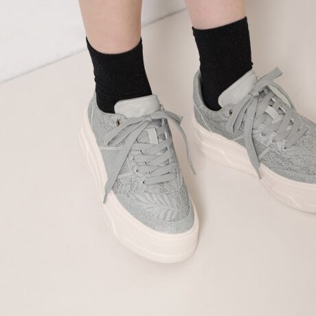 [^ԁFP0624300]肻łȂ[XXj[J[B؂₩Əi˔ltF~j1By₩ȗSnƃNbV̗ǂ\[ŁAڂ̃fUCƋ@\̗GX؂Ȃł͂̃fUCɂȂĂ܂B6cm̃q[ŁA₷Rɐ鍂Ȃ̂ꂵtF~sqɂߏo鐄Xj[J[Ɏdグ܂BOLAqɂ߁IyuhXg[[zESPERANZA(GXyT) ͔`_˂50NÅ؂ɖaȂAJȌC̓`葱Ă܂BsIȃZXƏnElɂ@ׂȋZaꑫꑫɂ́AXLbvȂ悤Ȍy₩h܂B݂𐶂鏗̑ɉ₩ȌfoA𒣂ĕ݂i߂閈ɁBIꂽfނƗSnւ̂́uƈ邠Ȃvւ̈㉟܂Bylzi摜̓TvïׁAdlJ[ɕύXꍇ܂B\߂B̓ŐFČꍇ܂BƖ̊֌WɂAۂFČꍇ܂B܂Ap\REX}[gtHȂǂ̊ɂA኱iƉ摜̃J[قȂꍇ܂B?X^btMFĩTCY24.5cm@SEMEL̎͊{LTCYCY2E`3Est͍L߂łBb߁|||||||||||||||||||||||TCYFL(24.0`24.5cm)TCY24.5cm̃TCYł҂łB~xNbV̂ŐSn悢łB\[グĂ̂łƃX^CAbvłłBd:L(24.0cm-24.5cm)Б340g