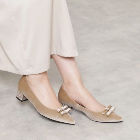 [^ԁFP0614550]тɃ_u{ꂵl킢pvXB@ׂȌxAfނƁAтɃLLƋPOb^[q[؂₩ɂĂ܂B傱ƕt_u{l̂킢炵vX3D5cm̃`L[q[ň芴ASłBf[g⏗qȂǁAʂȓ̂oɃsb^1łByuhXg[[zESPERANZAiGXyTj͔`_˂50NÅ؂ɖaȂAJȌC̓`葱Ă܂BsIȃZXƏnElɂ@ׂȋZaꑫꑫɂ́AXLbvȂ悤Ȍy₩h܂B݂𐶂鏗̑ɉ₩ȌfoA𒣂ĕ݂i߂閈ɁBIꂽfނƗSnւ̂́uƈ邠Ȃvւ̈㉟܂Bylzi摜̓TvïׁAdlJ[ɕύXꍇ܂B\߂B̓ŐFČꍇ܂BƖ̊֌WɂAۂFČꍇ܂B܂Ap\REX}[gtHȂǂ̊ɂA኱iƉ摜̃J[قȂꍇ܂B?X^btOFĩTCY24.0cm@SEMEL̎͊{LTCYCY2E`3Est͍L߂łBb߁|||||||||||||||||||||||TCYFL(24.0`24.5cm)邭ȂAȂASnƂĂył̐nӂӂĂđȂ̂ŁAڈȏɕ₷AyłBd:Б190g(TvTCY)