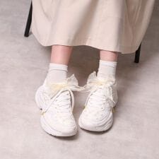 フラワー刺繍ラメスニーカー