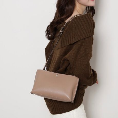 [^ԁFP0604780]~j}ȃfUC͂̑ldl̃V_[obOłB`̓XNGAtHŁAꂢ߃X^Cɂ}b`X}z~jzȂǁAKvȂ̂X}[gɎ[łTCYAg߂ȂoT|[g܂BXgbv͒߂\ŁA|E΂ߊ|̃nYt[ɁBʋΎ̃TuobO痷sAƂ܂ŕLV[Ŋ􂷂鑊_obOłBydlzE|PbgȂy肨yׂ݂ Cɓo^IXX܂zCɓo^ƁAȏA݌ɏȂǂ󂯂鎖ł܂B킹ăuĥCɓo^ꏏɂ肢܂yuhXg[[zESPERANZA(GXyT) ͔`_˂50NÅ؂ɖaȂAJȌC̓`葱Ă܂BsIȃZXƏnElɂ@ׂȋZaꑫꑫɂ́AXLbvȂ悤Ȍy₩h܂B݂𐶂鏗̑ɉ₩ȌfoA𒣂ĕ݂i߂閈ɁBIꂽfނƗSnւ̂́uƈ邠Ȃvւ̈㉟܂Bylzi摜̓TvïׁAdlJ[ɕύXꍇ܂B\߂B̓ŐFČꍇ܂BƖ̊֌WɂAۂFČꍇ܂B܂Ap\REX}[gtHȂǂ̊ɂA኱iƉ摜̃J[قȂꍇ܂Bd:225g