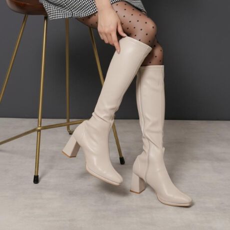 [^ԁFP0644300]?X^btMFĩTCY24.5cm@SEMEL̎͊{LTCYCY2E`3Est͍L߂łBb߁|||||||||||||||||||||||TCYFL(24.0`24.5cm)u[cȂ̂ɌyʂłB͂ƂĂ₷ꂢĂƎv܂Bq[Ńx[VbNȃ^CvȂ̂1ƕ֗ȃOu[cƎv܂B