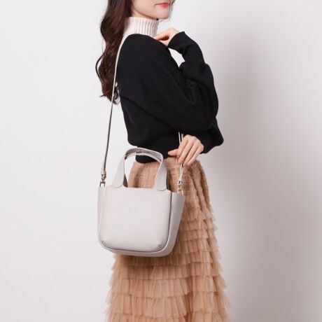 [^ԁFP0604730]ĩR[fɏiȔvXĂ2WAYV_[obOBJ傫JĂ̂ŁAו̏oꂪ₷̂ꂵt̃XgbvgΗ肪J2WAYdlɂȂ̂ŁAig◷sȂǕLV[Ŋ􂵂Ă܂BydlzE|PbgȂy肨yׂ݂ Cɓo^IXX܂zCɓo^ƁAȏA݌ɏȂǂ󂯂鎖ł܂B킹ăuĥCɓo^ꏏɂ肢܂ylzi摜̓TvïׁAdlJ[ɕύXꍇ܂B\߂B̓ŐFČꍇ܂BƖ̊֌WɂAۂFČꍇ܂B܂Ap\REX}[gtHȂǂ̊ɂA኱iƉ摜̃J[قȂꍇ܂Bd:380g