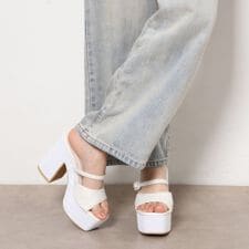 【ラク盛り／サンダル】 リピーター続出／脚長美脚 グリッターソールツイードミュール