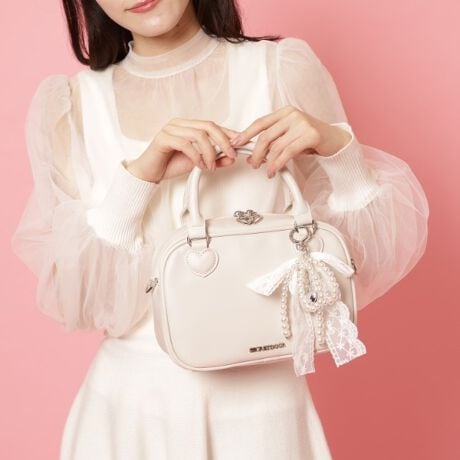 [^ԁFP1011157]p[ƃ[X̃{`[2wayV_[n[gƃ{̃`[̓R[fBl[gɍ킹ĎOłdlŁAnhɂn[gfUCĂ܂BV_[RtĂ̂ŁAV_[obOƃnhobO2wayłg܂Bɂ̓I[v|Pbgƃt@Xi[|Pbg1tĂA500ml̃ybg{gɎ[\ydlzE|PbgF~2y肨yׂ݂ Cɓo^IXX܂zCɓo^ƁAȏA݌ɏȂǂ󂯂鎖ł܂B킹ăuĥCɓo^ꏏɂ肢܂ylzi摜̓TvïׁAdlJ[ɕύXꍇ܂B\߂B̓ŐFČꍇ܂BƖ̊֌WɂAۂFČꍇ܂B܂Ap\REX}[gtHȂǂ̊ɂA኱iƉ摜̃J[قȂꍇ܂Bd:425g