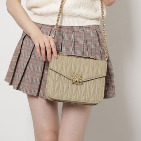 [^ԁFP1021505]v[g2wayV_[obOJ̓}Olbg{^ɂȂĂAɂ̓I[v|Pbg1tĂ܂BV_[R͎O\2wayłg܂B肵obOł܂̂oɂydlzE|PbgF~1Ɩ̊֌WɂAۂFČꍇ܂B܂Ap\REX}[gtHȂǂ̊ɂA኱iƉ摜̃J[قȂꍇ܂Bd:475g