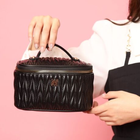 [^ԁFP1061266]RXANZT[Ȃǂ̎[ɎgojeB|[`BLgfUCiŉAtbvɂ̓uVACCi[Ȃǂ̎[ɕ֗ȍׂ߃|PbgtBydlzE|PbgF{́~2 tbv~4y肨yׂ݂ Cɓo^IXX܂zCɓo^ƁAȏA݌ɏȂǂ󂯂鎖ł܂B킹ăuĥCɓo^ꏏɂ肢܂ylzi摜̓TvïׁAdlJ[ɕύXꍇ܂B\߂B̓ŐFČꍇ܂BƖ̊֌WɂAۂFČꍇ܂B܂Ap\REX}[gtHȂǂ̊ɂA኱iƉ摜̃J[قȂꍇ܂Bd:185g