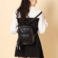 チャーム付きハートモチーフリュック