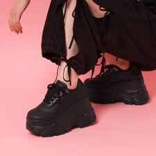 厚底キラキラインヒールスニーカー