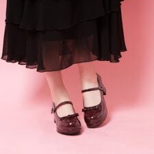 リボン付きストラップパンプス